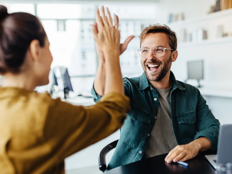 Agentiq México: Acelera con IA: Obtén en dos semanas un plan de acción ejecutable.